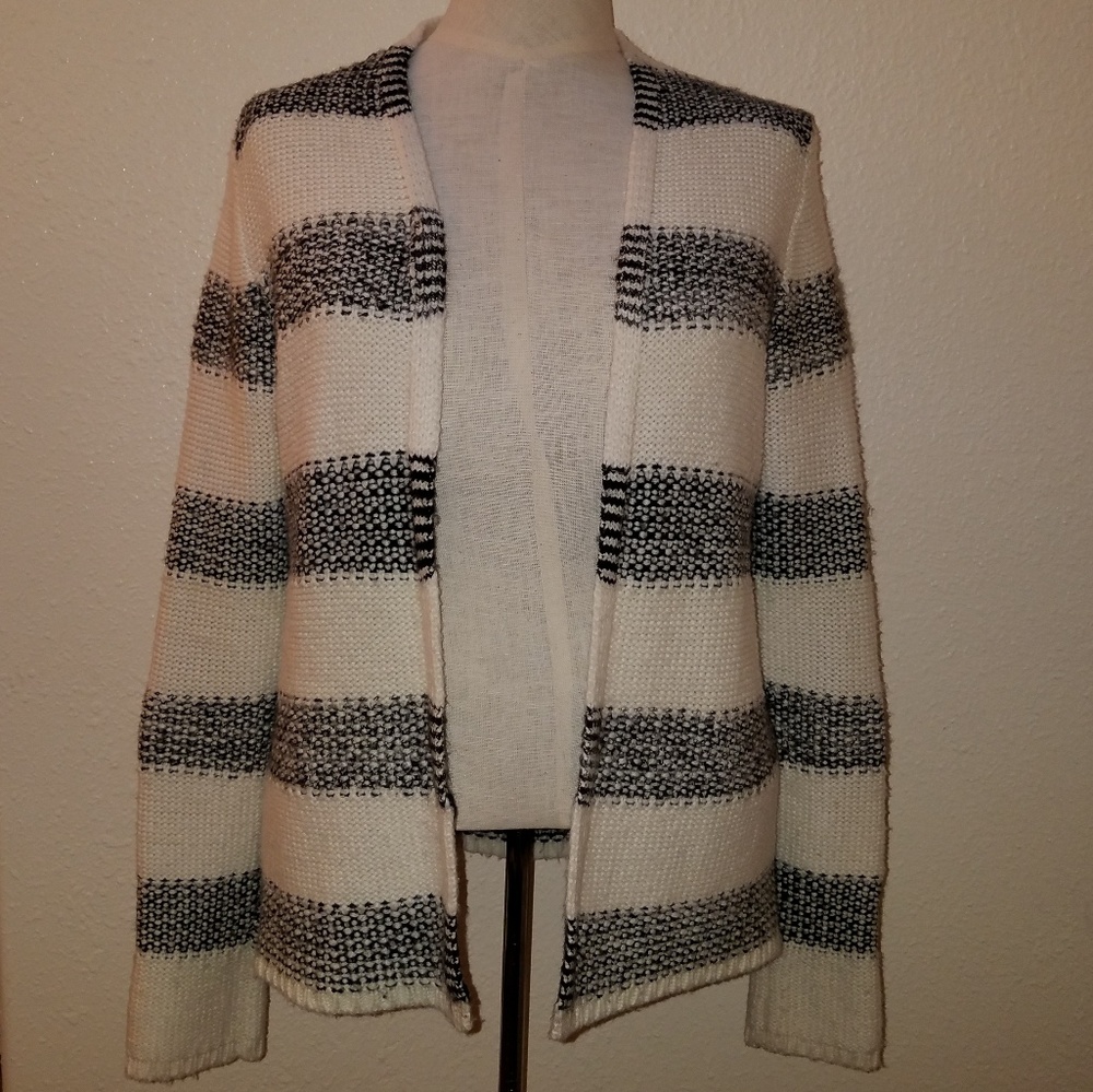 Coldwater Creek Long Sleeve Chunky Knit Cardigan